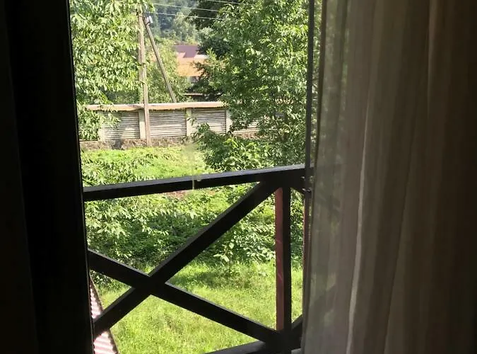 Troyanda Karpat Otel 3*